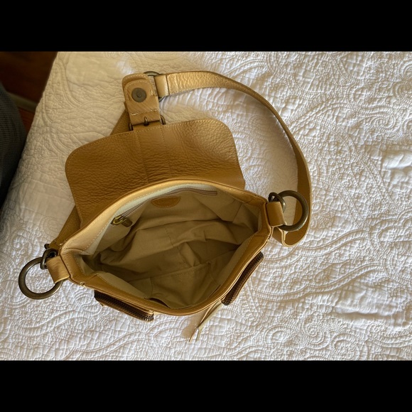 Roots Bags Nwot Roots Leather Bag Poshmark